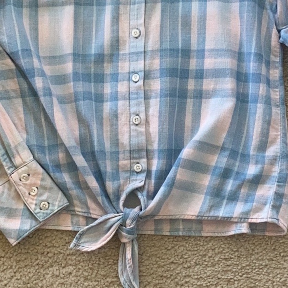 Cloth & Stone Button Front Top - Picture 4 of 6